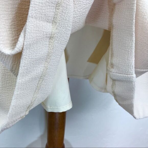 Neiman Marcus Cream Textured Cold Shoulder A-line Dress 4 - Picture 3 of 6